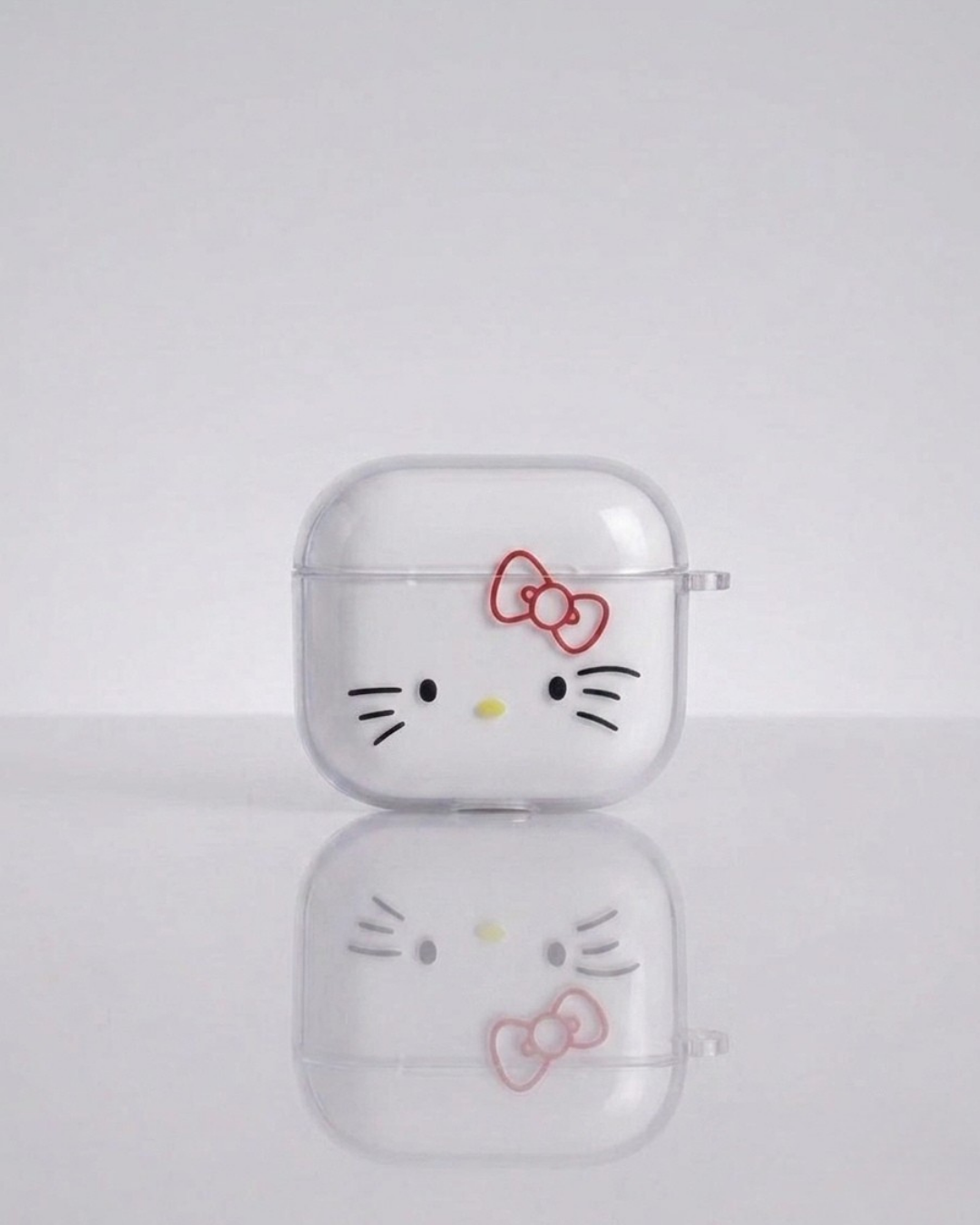 Hello Kitty Airpod case